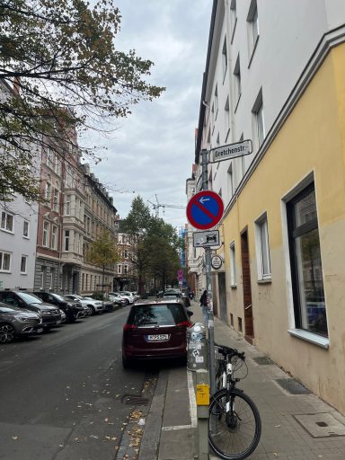 Gebäude in der Flüggestraße Hannover als reale Straßenansicht vor der Bestandsvermessung